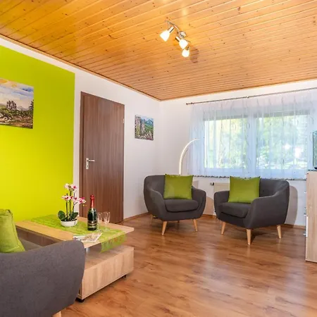 Am Weinberg Saechsische Schweiz Bed & Breakfast