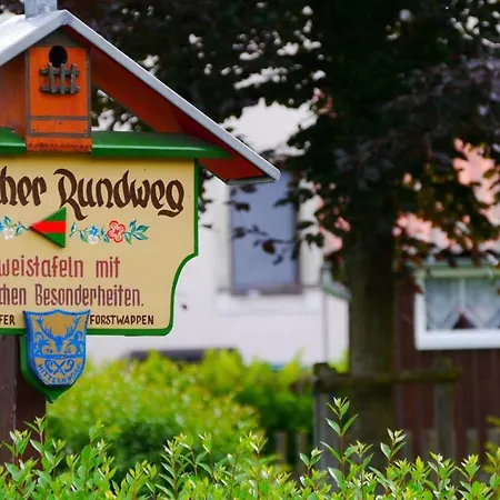 Am Weinberg Saechsische Schweiz 住宿加早餐酒店 3*